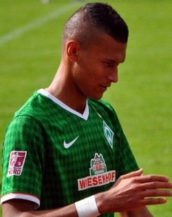 U19 DFb-Stürmer Davie Selke von Werder Bremen © MartinZwirlein