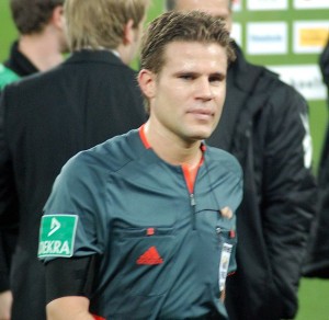 Dr. Felix Brych